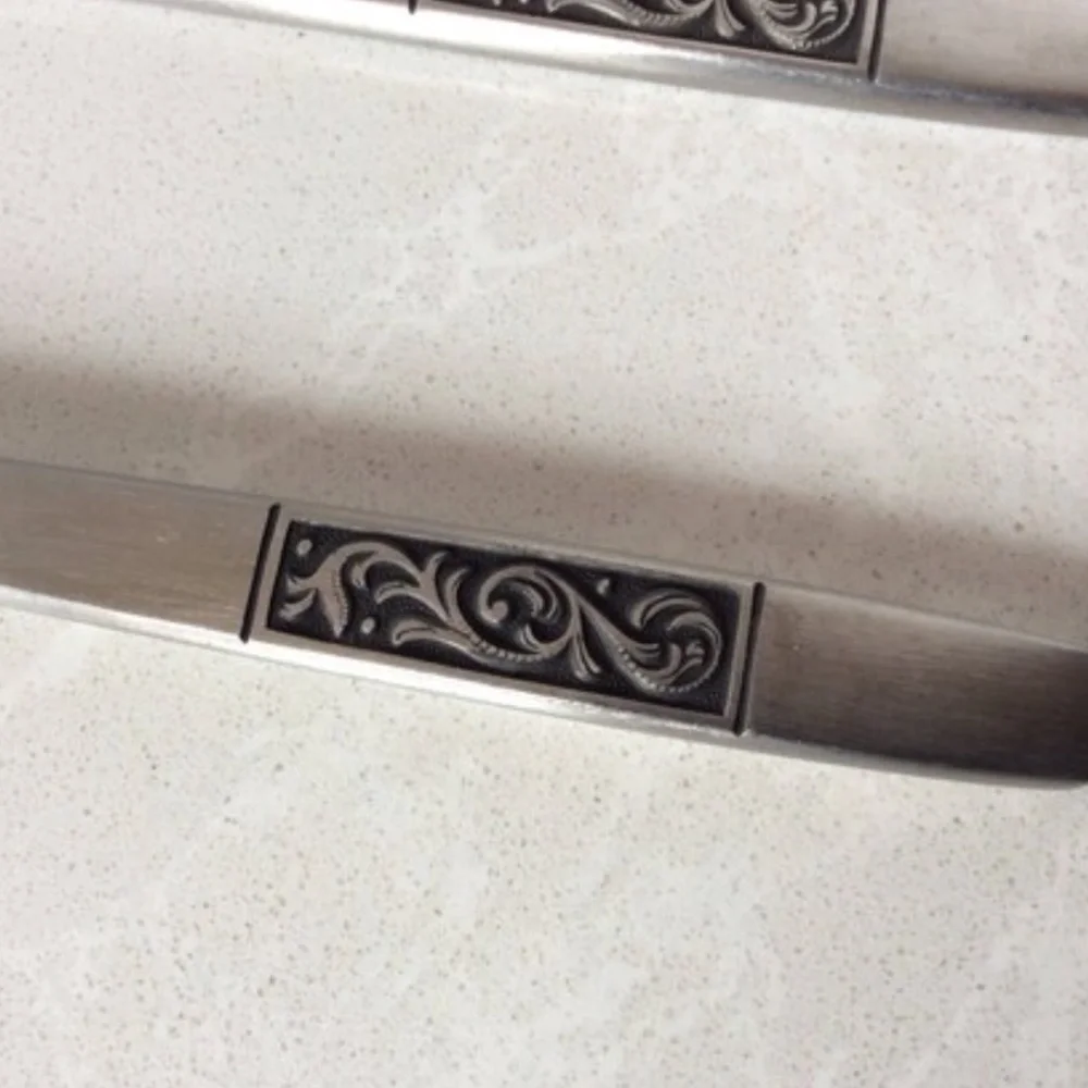 New 2 Vintage Elegance by Salem Butter Knives Dinner Knife Stainless Steel MCM